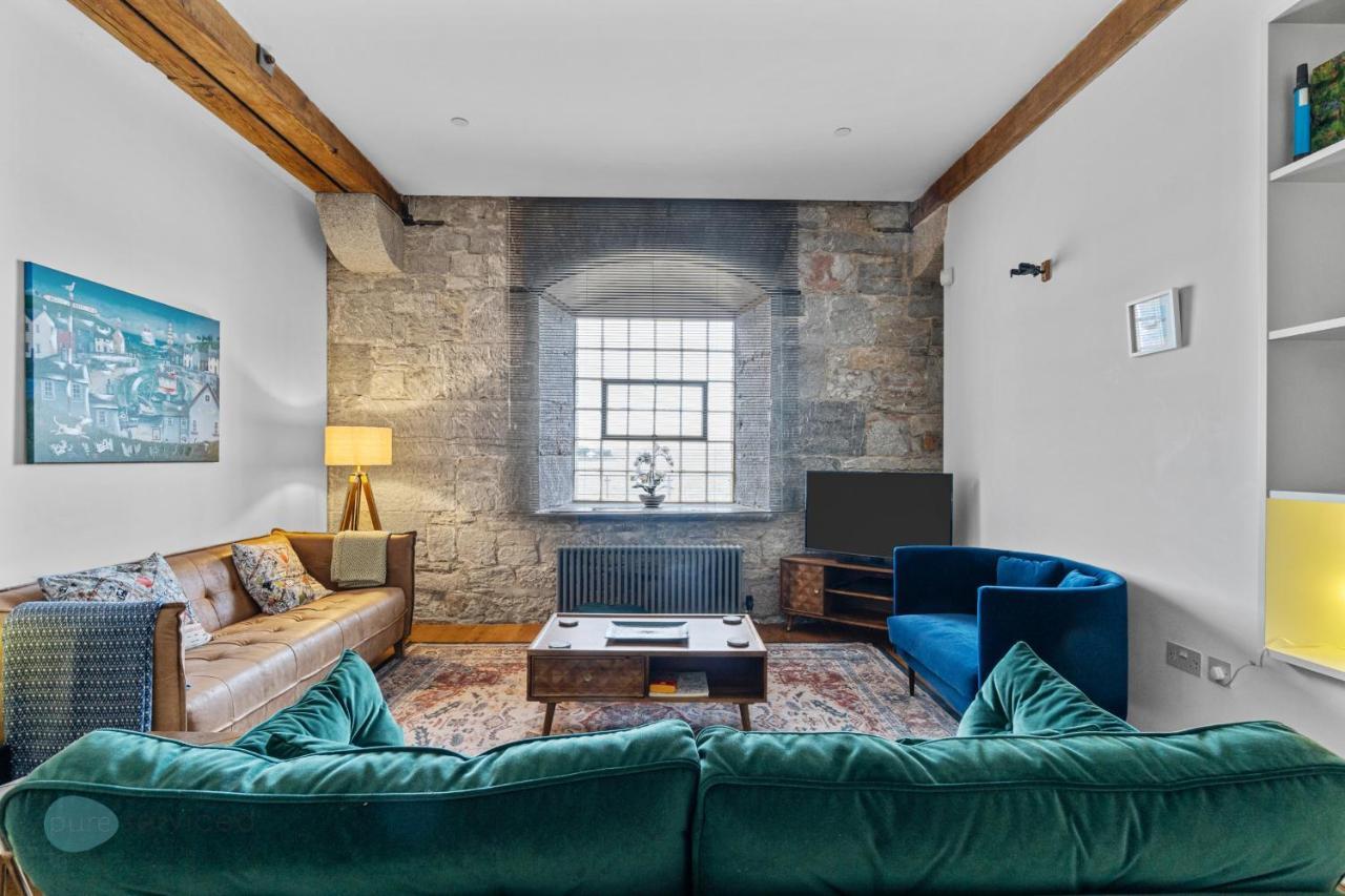 Appartamento 2 Bed- Edgcumbe View By Pureserviced Plymouth Esterno foto